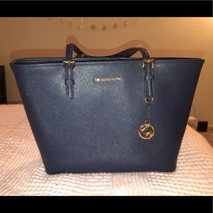 Michaels Kors navy blue purse